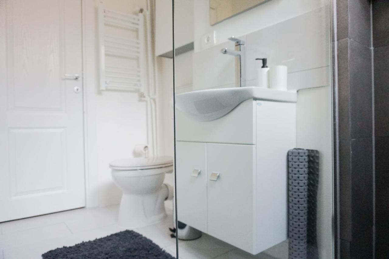 7 Min From City Center - Stecop Residence 3 -Central-Unique-Qb Τιμισοάρα Εξωτερικό φωτογραφία